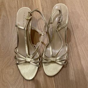 Tahari gold dress shoes size 7.5